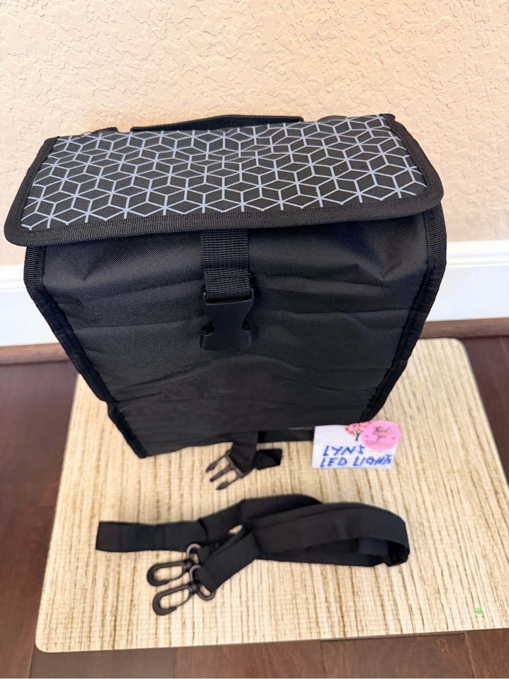 Black Insulated Lunch Bag with Adjustable Strap